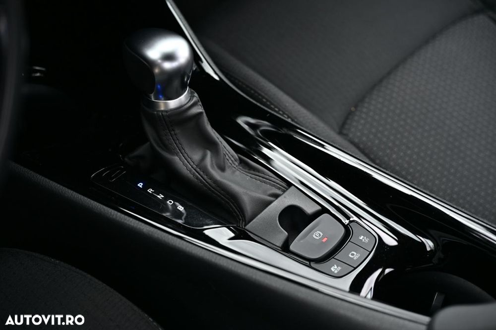 Toyota C-HR Lounge - 22