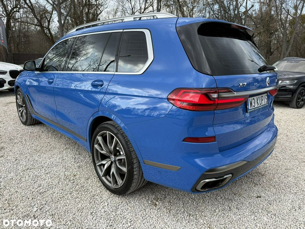 BMW X7 M50i sport - 9