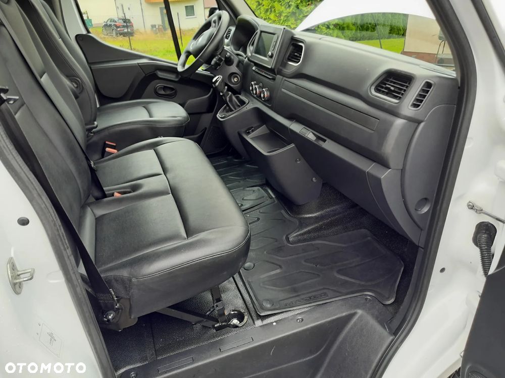 Renault Master - 15