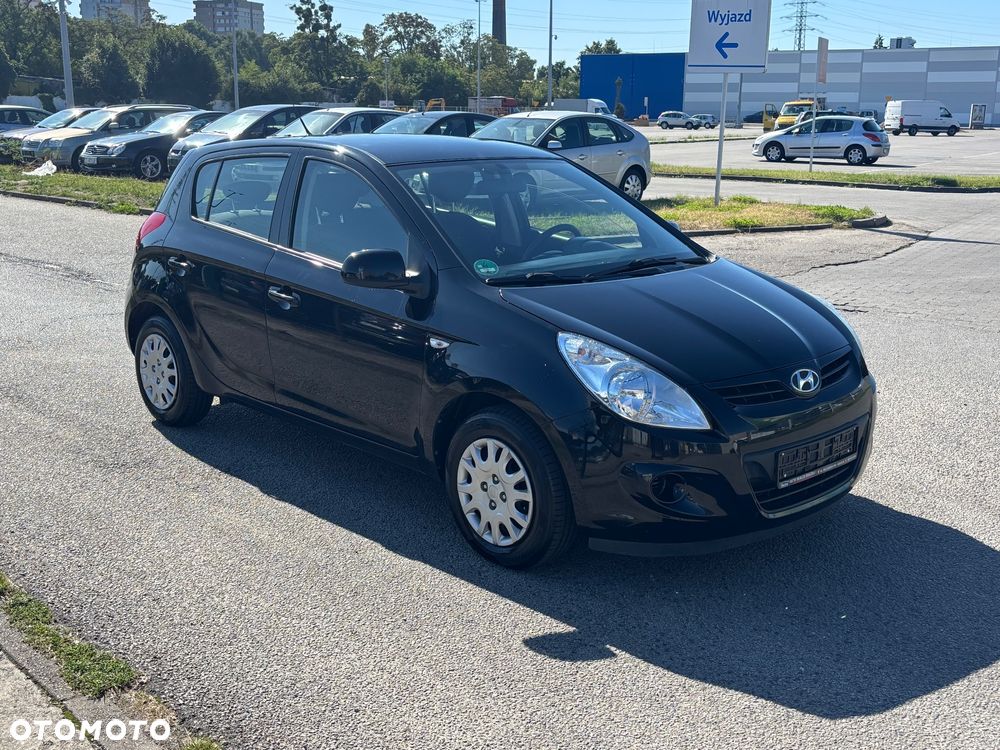 Hyundai i20 1.2 Classic + - 6