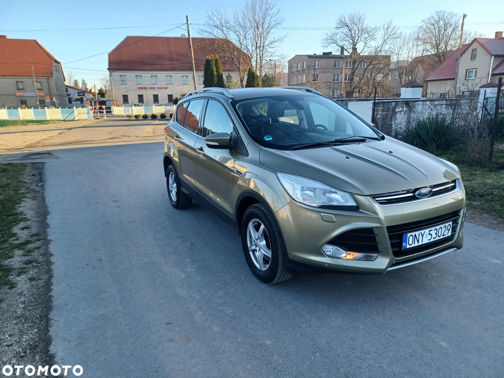 Ford Kuga - 3