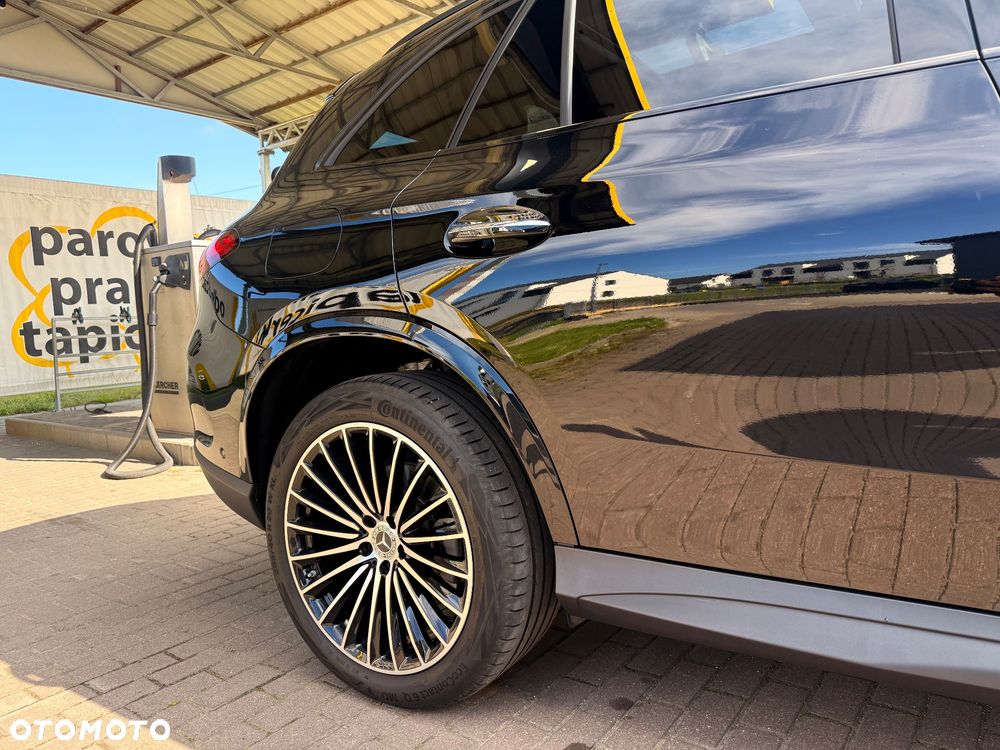 Mercedes-Benz GLC - 9