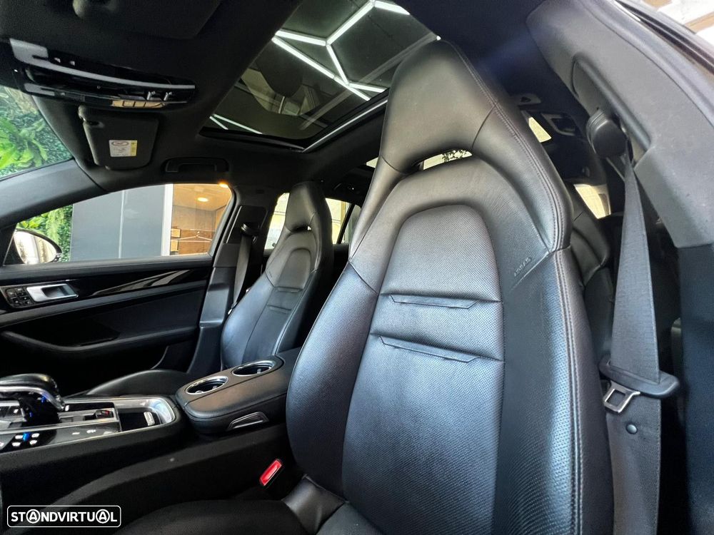 Porsche Panamera Sport Turismo 4 E-Hybrid Platinum Edition PDLS - 11