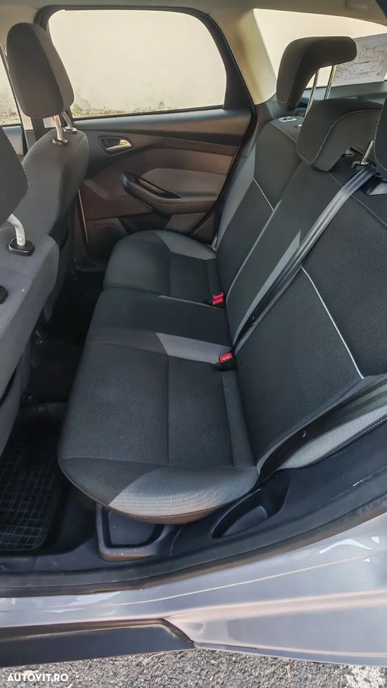 Ford Focus 1.6 TDCi DPF Start-Stopp-System Business - 9