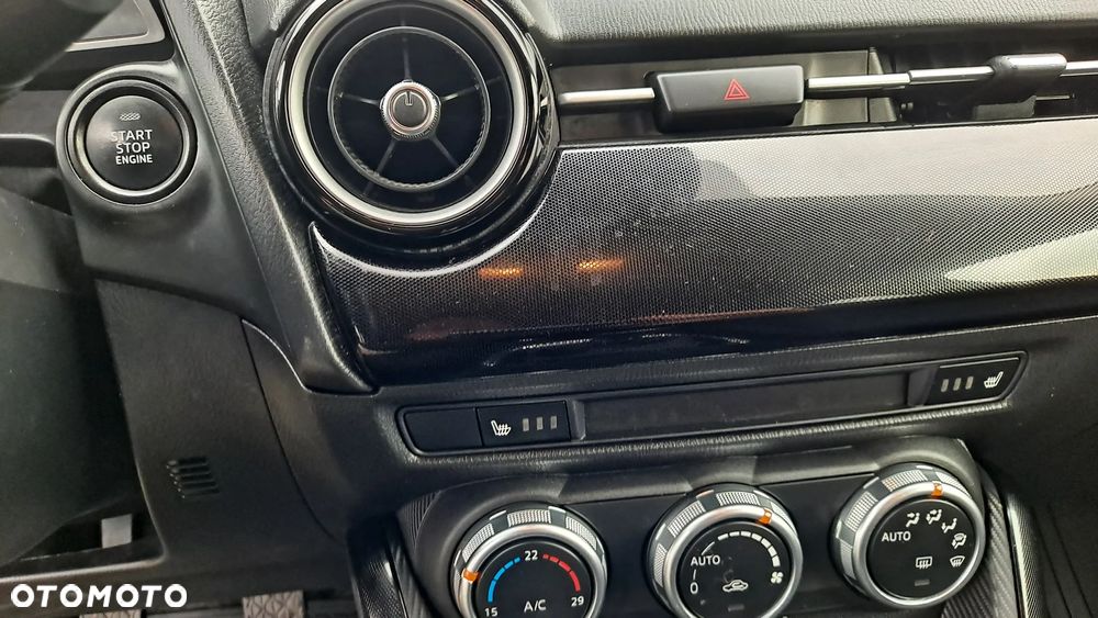 Mazda 2 SKYACTIV-G 90 Nakama - 27