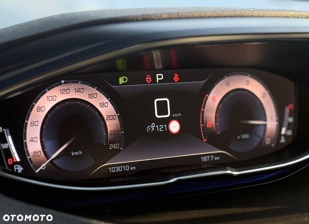 Peugeot 5008 1.5 BlueHDi GT S&S EAT8 - 33
