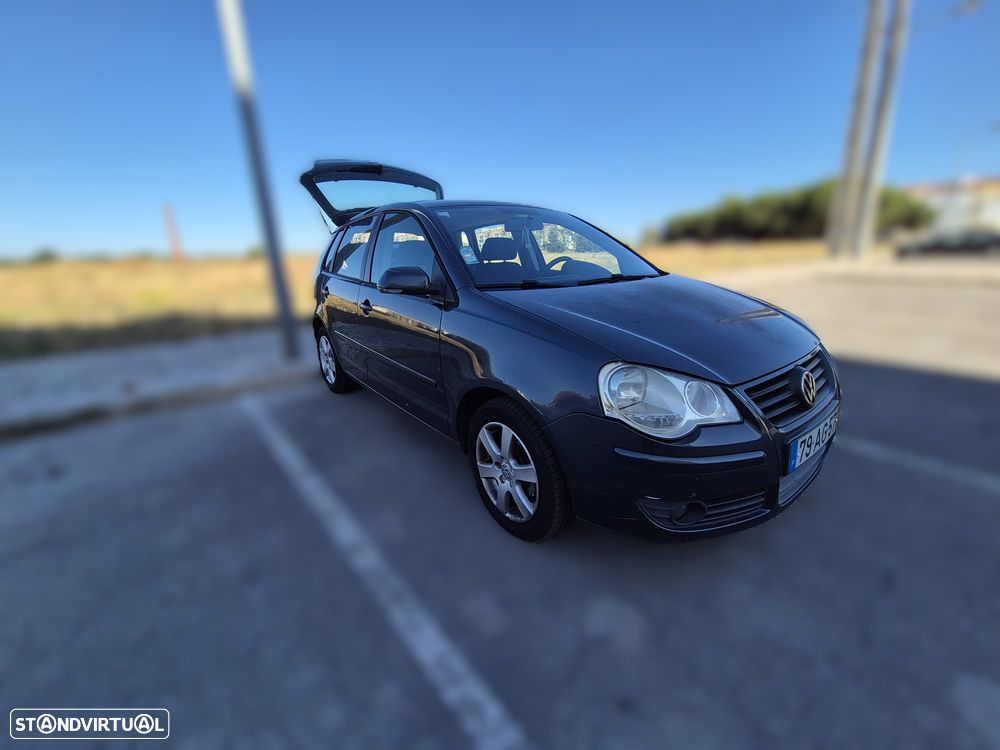 Volkswagen Polo 1.4 TDi Confortline — fotografia 3