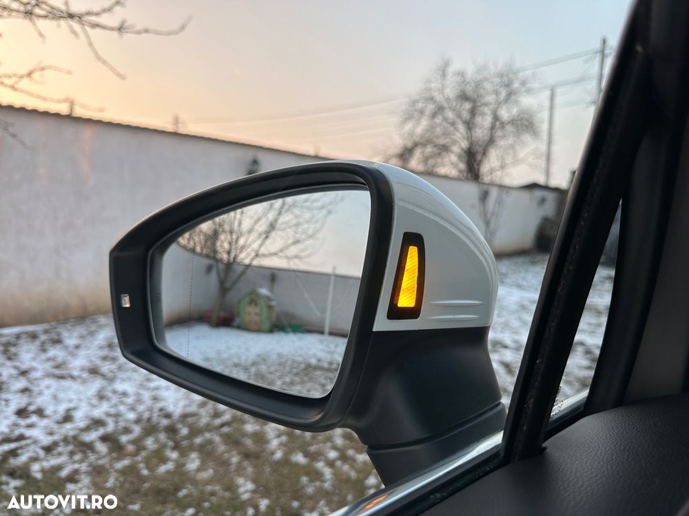 Volkswagen Tiguan 2.0 TDI SCR 4MOTION (BlueMotion Techn.) DSG Comfortline - 11