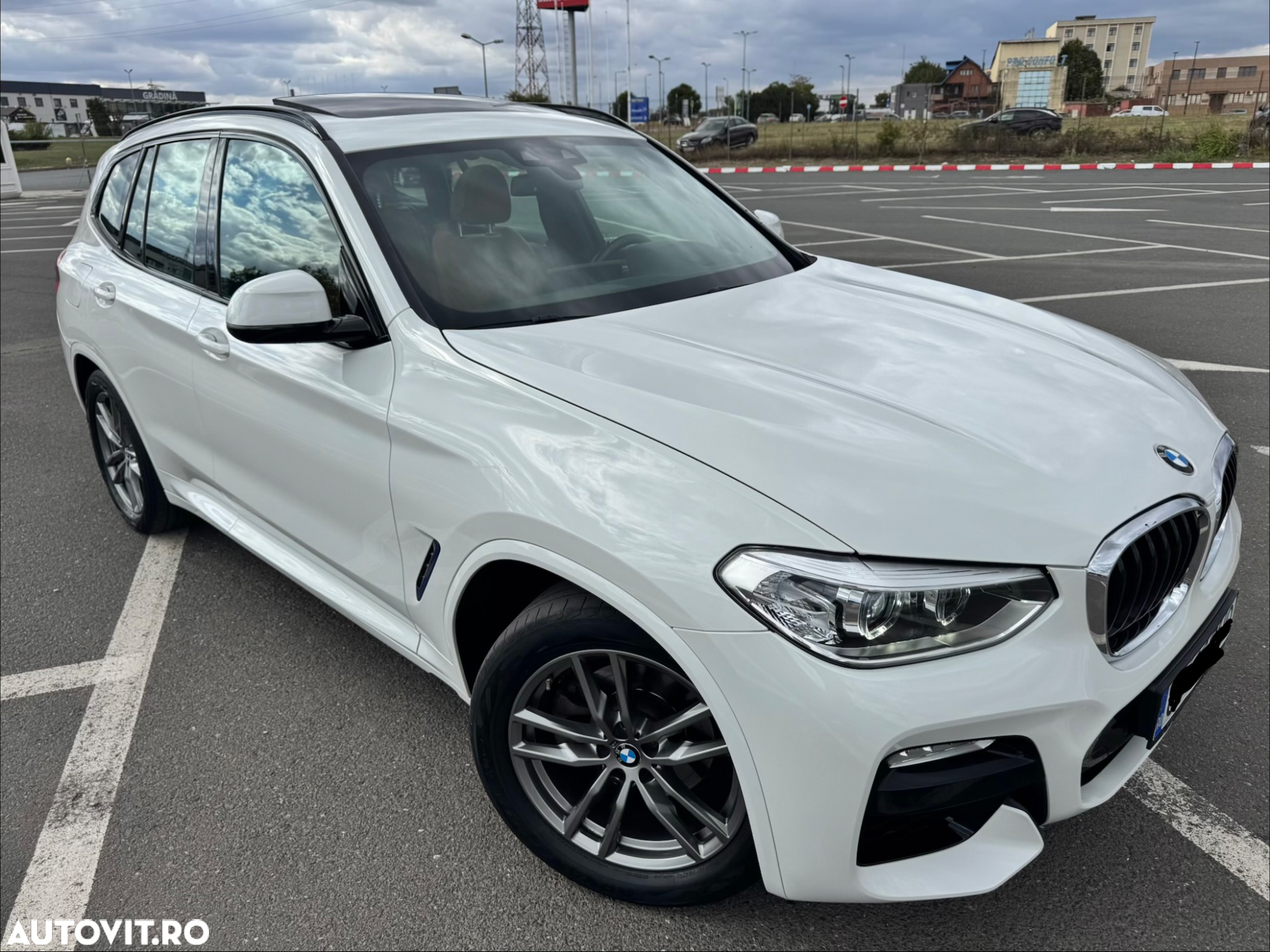 BMW X3 xDrive20i AT M Sport - 4