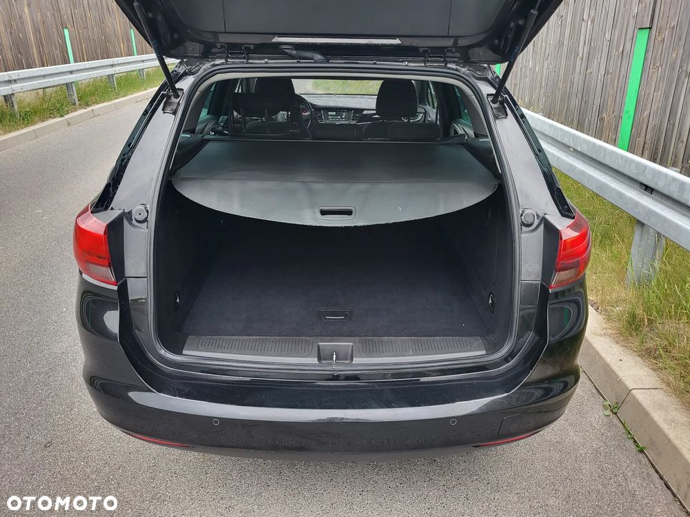 Opel Astra 1.6 CDTI Sport - 15