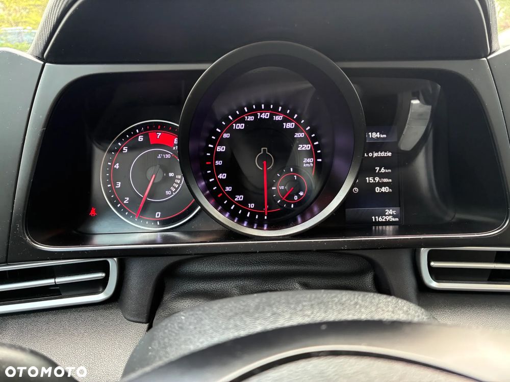 Hyundai Elantra 1.6 Modern CVT - 6