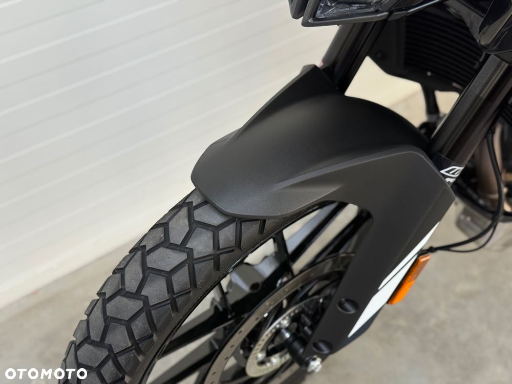 KTM Adventure 390 - 23