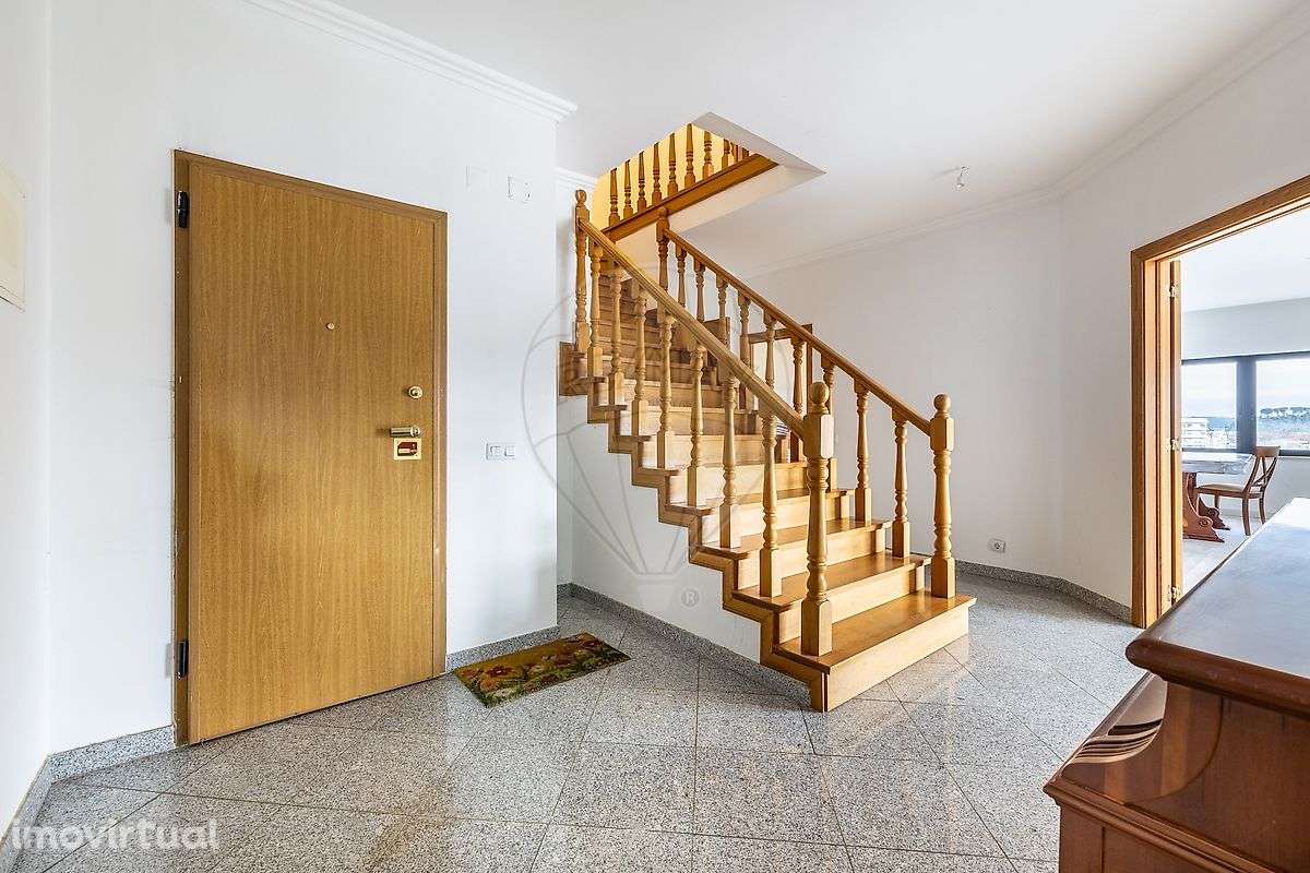 Apartamento T4 para venda - Grande imagem: 2/50