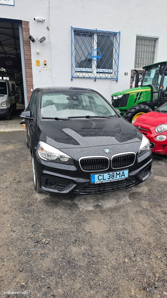 BMW 218 - 5