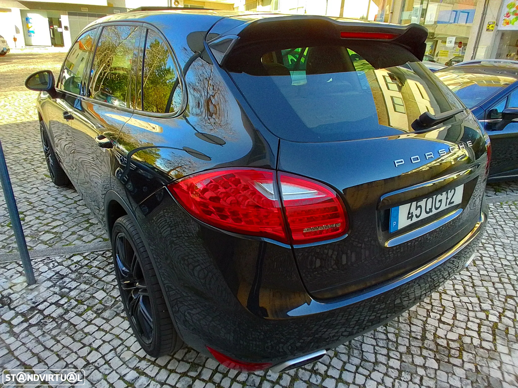 Porsche Cayenne II Platinum Edition - 3