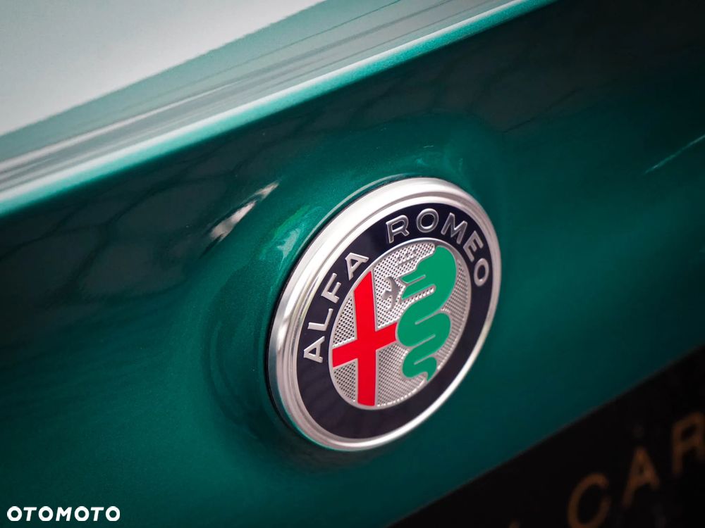 Alfa Romeo Giulia 2.0 Turbo Tributo Italiano Q4 - 8