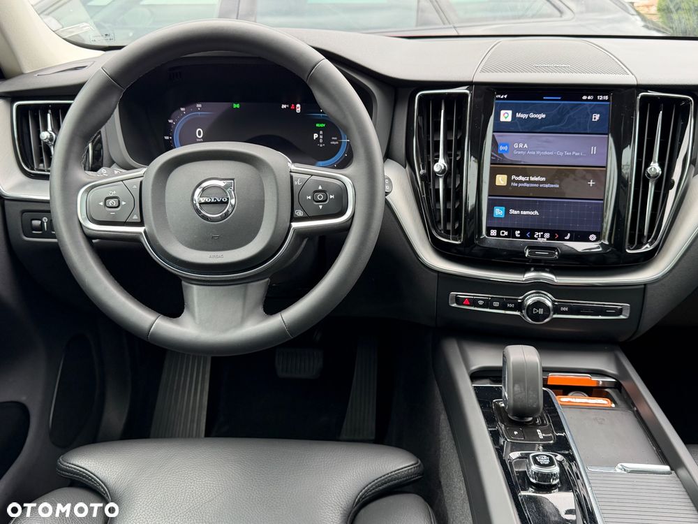 Volvo XC 60 T6 Plug-In Hybrid AWD Inscription - 26