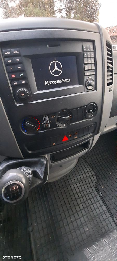 Mercedes-Benz SPRINTER - 6