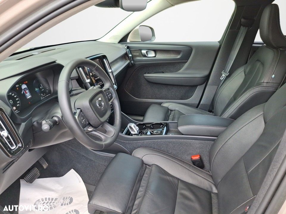 Volvo XC 40 - 22