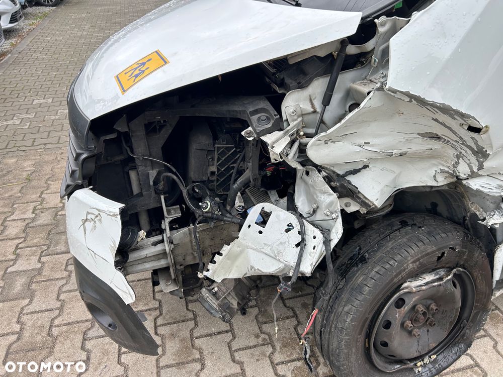 Renault Trafic - 29
