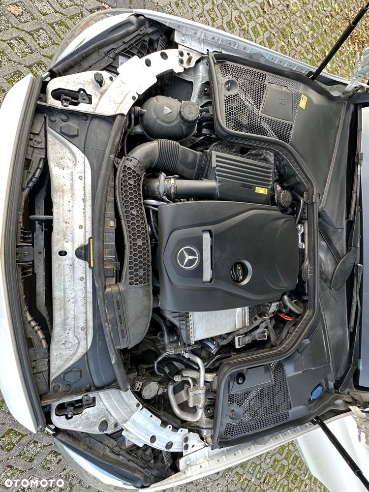 Mercedes-Benz Klasa C 180 7G-TRONIC - 16