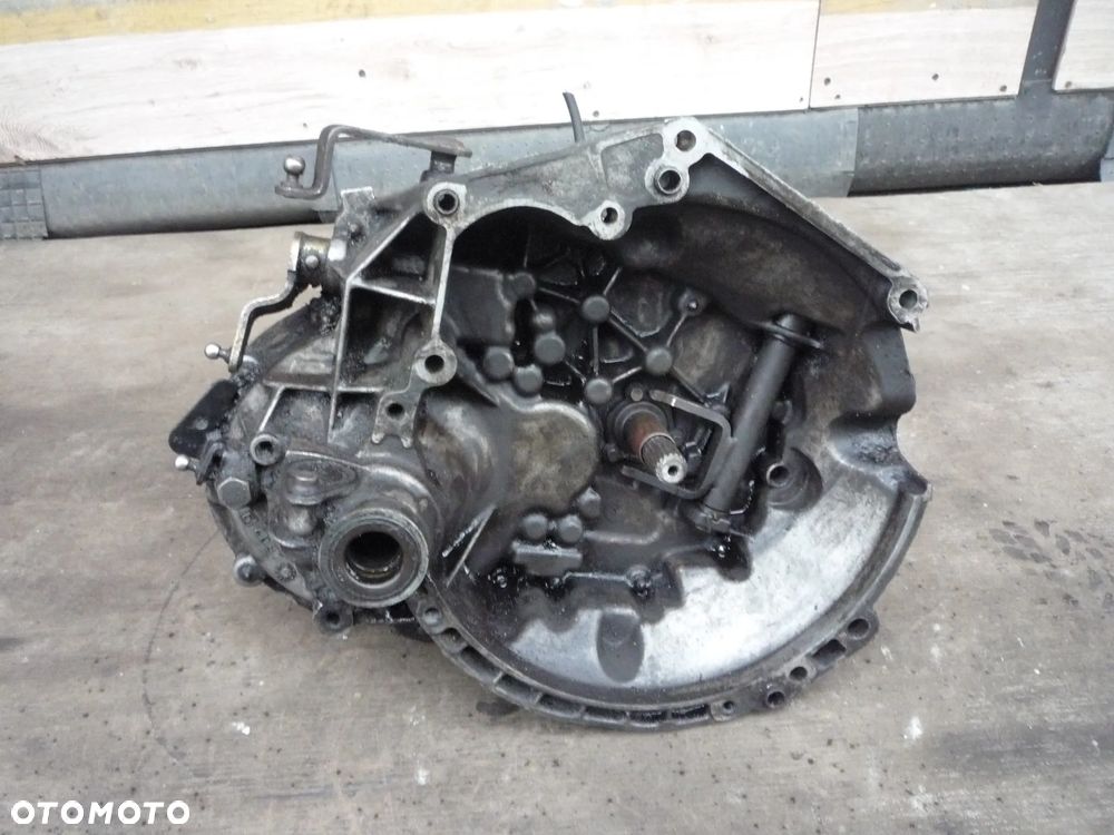 PEUGEOT 206 1.4 8V SKRZYNIA BIEGÓW KFW - 1