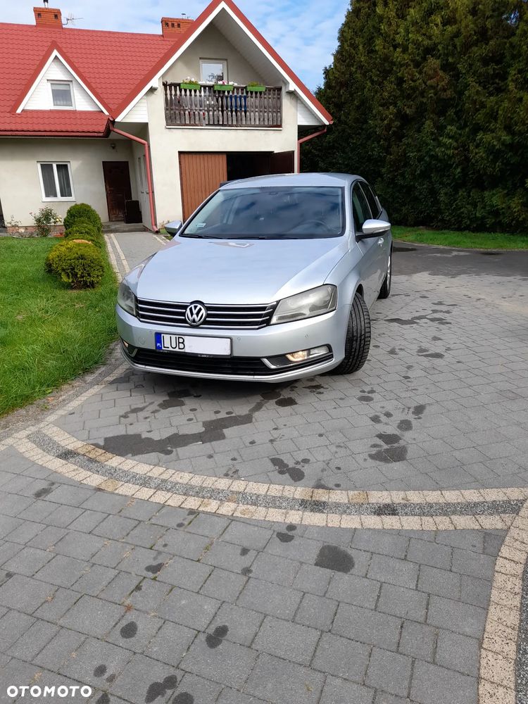 Volkswagen Passat 2.0 TDI Comfortline - 13
