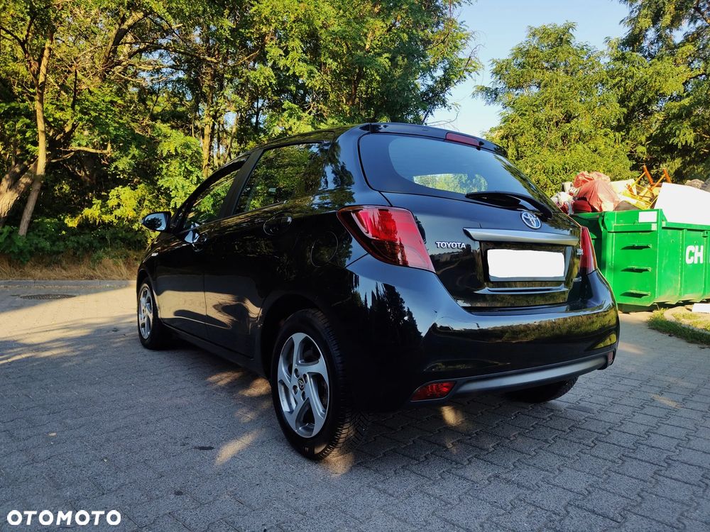 Toyota Yaris 1.5 VVT-i Comfort mit Design Paket - 10