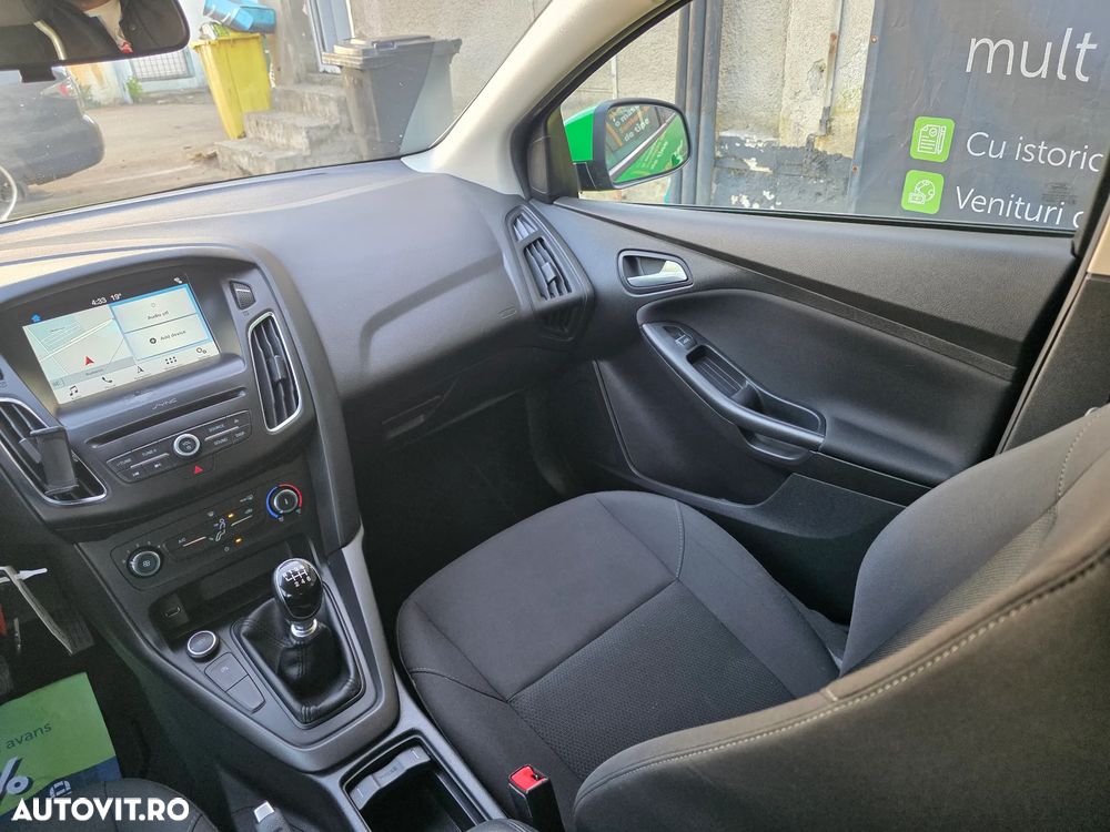 Ford Focus 1.0 EcoBoost Titanium - 15