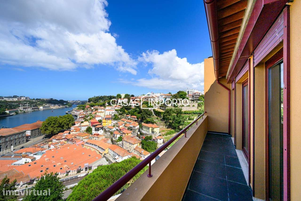 Apartamento T3 Duplex no Passeio das Virtudes - Grande imagem: 2/45