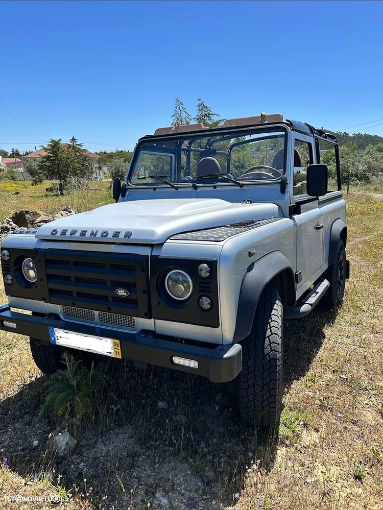 Land Rover Defender 90 2.4 CRD S - 33