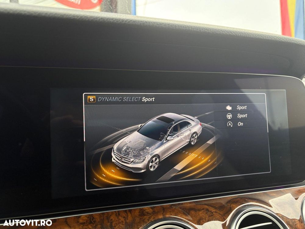 Mercedes-Benz E - 21