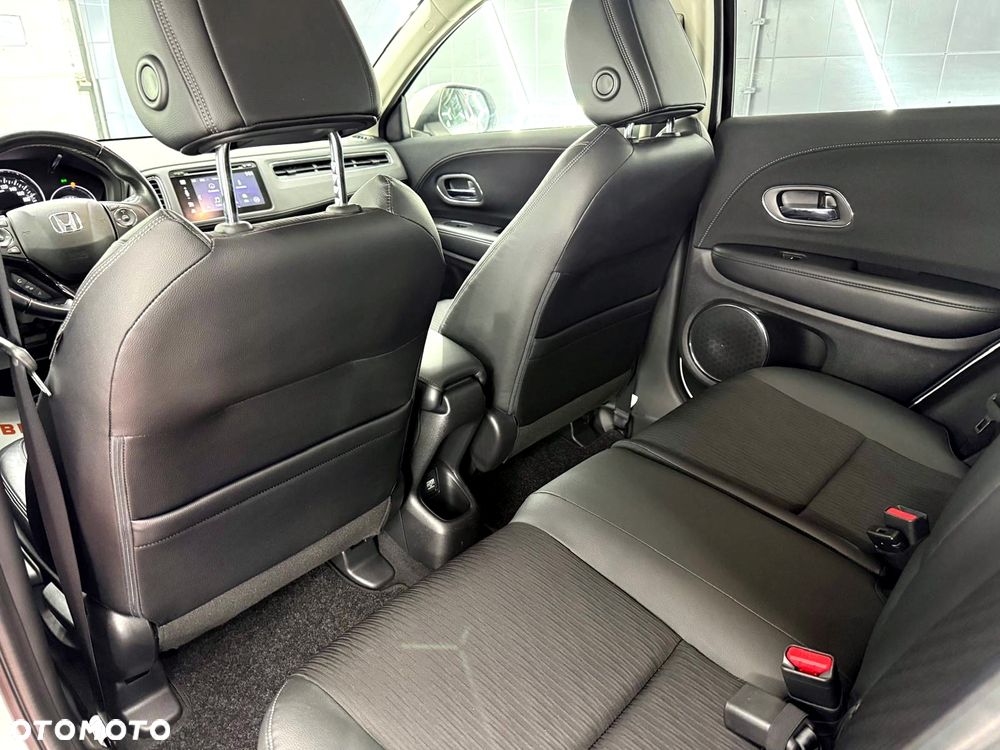 Honda HR-V 1.5 i-VTEC CVT Executive - 27