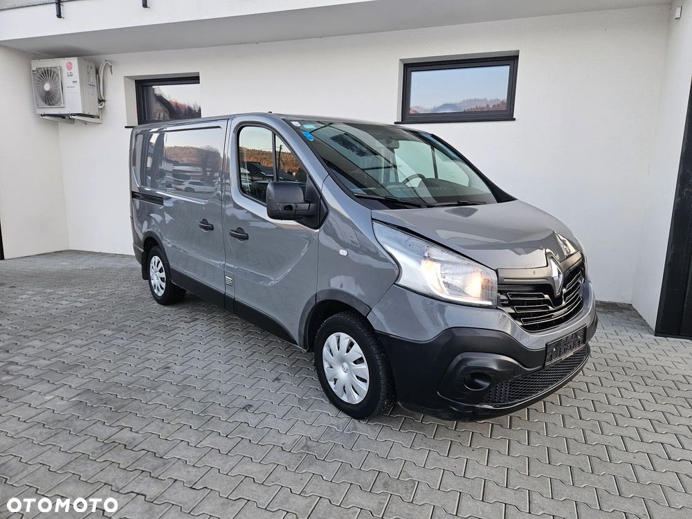 Renault Trafic - 12