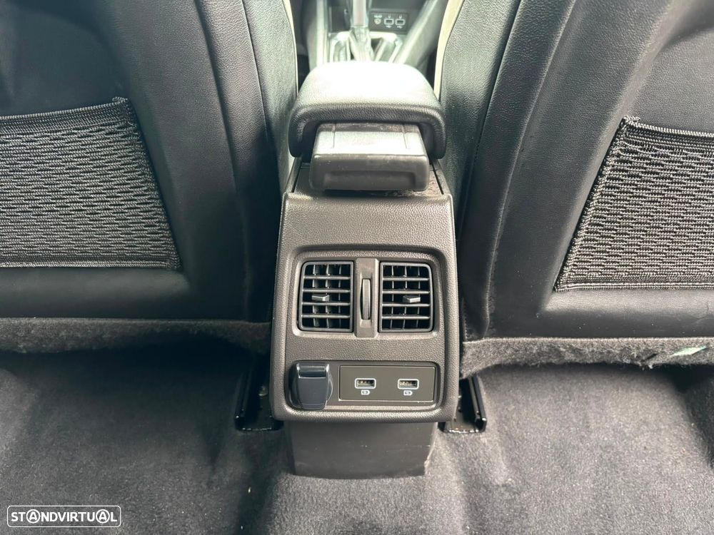 Renault Captur 1.6 E-Tech Plug-In Intens - 29
