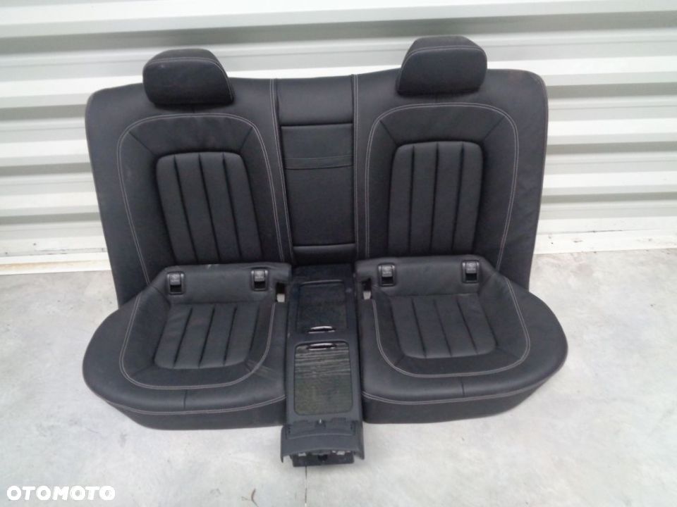MERCEDES CLS W218 SEDAN KANAPA SKORA CZARNA