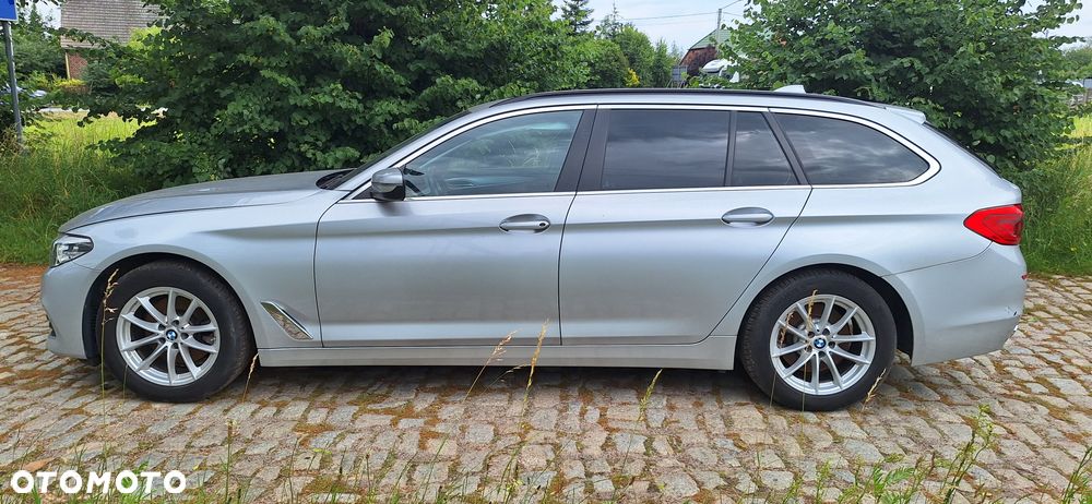 BMW Seria 5 520d Luxury Line - 4