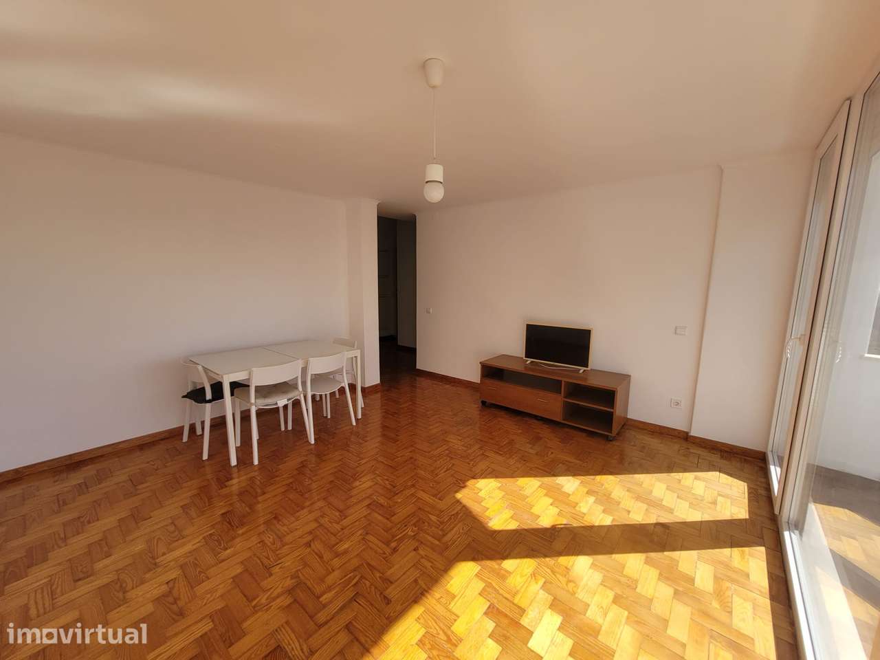 Apartamento T2 para Arrendamento com vista Rio Tejo - Grande imagem: 4/12