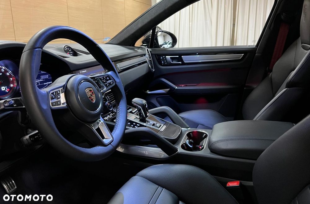 Porsche Cayenne - 18