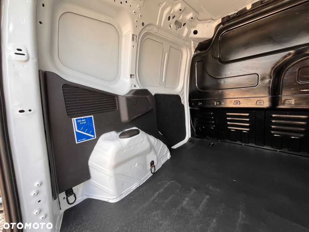 Ford Transit Courier 1.5 TDCI 95KM-bez Adblue Fabrycznie/ Skrzynia 6-cio Biegowa/ Klima/ Tempomat/ Salon Polska/ Pierwszy Właściciel/ BEZWYPADKOWY-ORYGINALNY LAKIER/ FV 23%/ Zadbany Egzemplarz !!! - 19