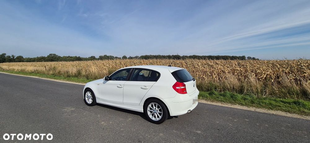 BMW Seria 1 116d - 6