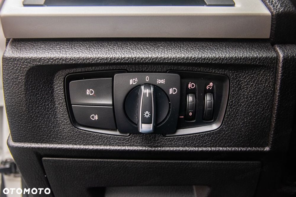 BMW Seria 1 118i - 10