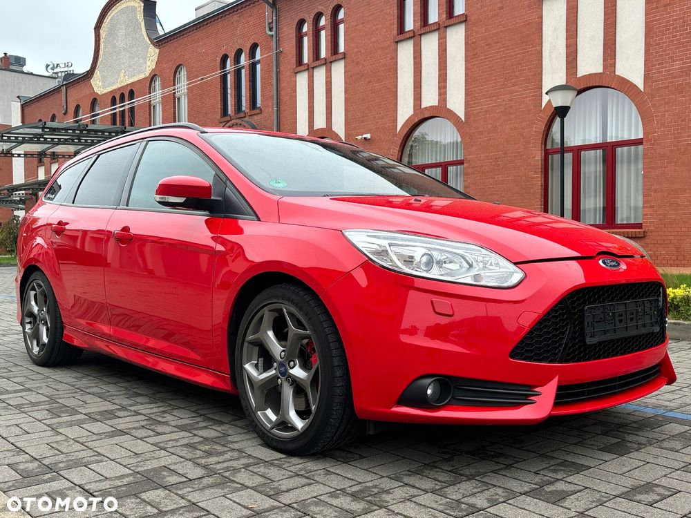 Ford Focus 2.0 EcoBoost ST mit Leder-Sport-Paket - 21