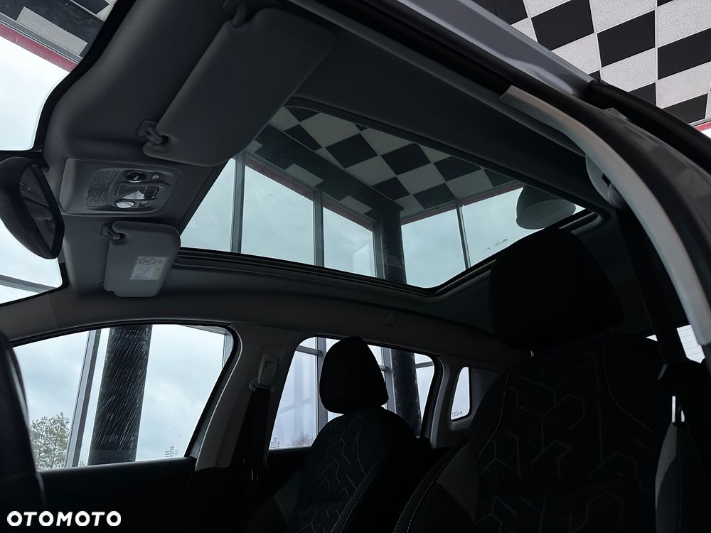 Peugeot 2008 1.6 BlueHDi Style - 27