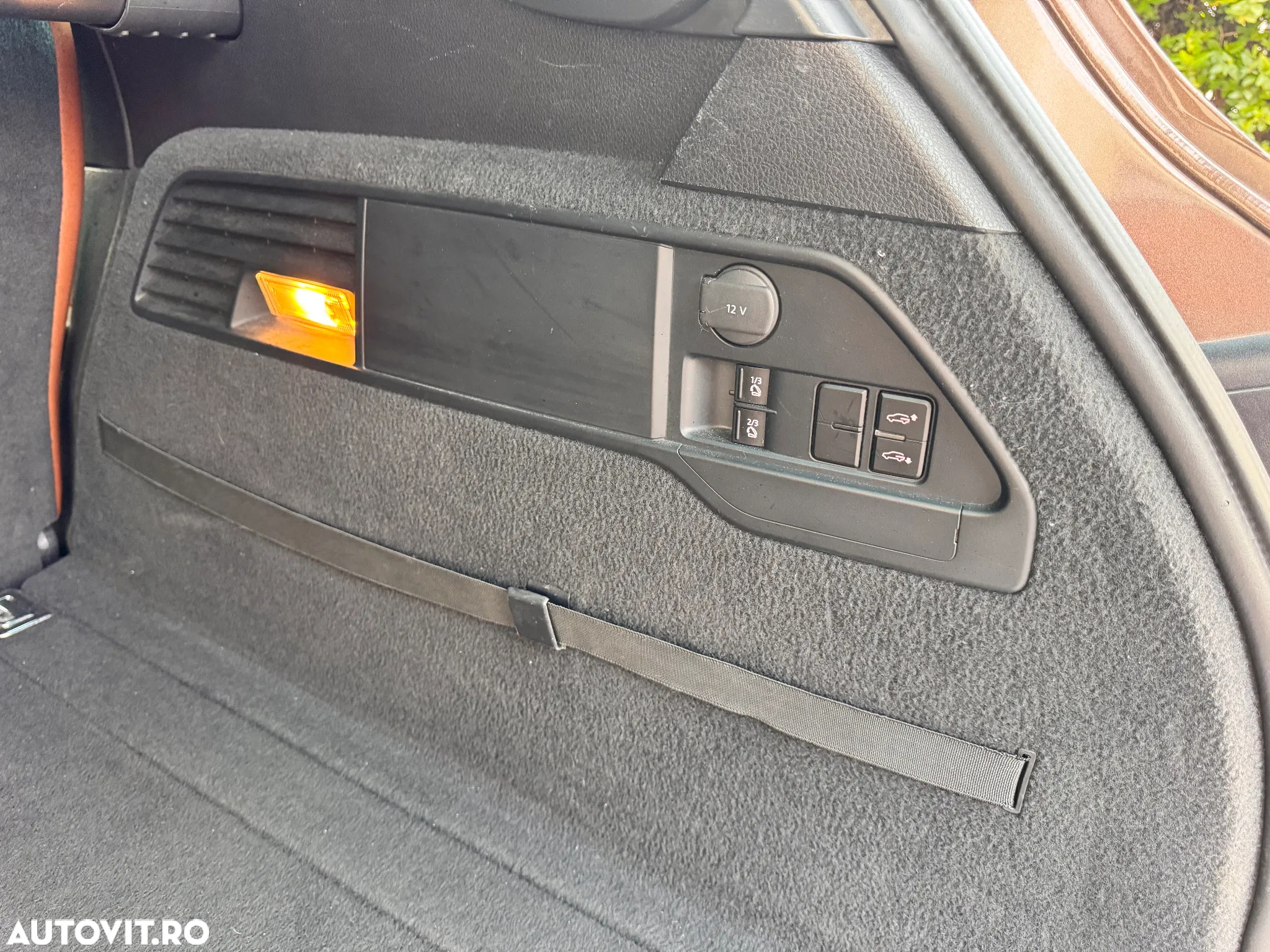Volkswagen Touareg - 14