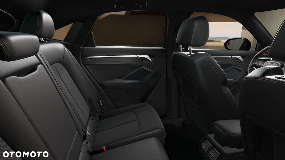 Audi Q3 Sportback - 8