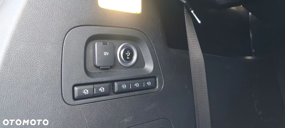 Ford S-Max - 37