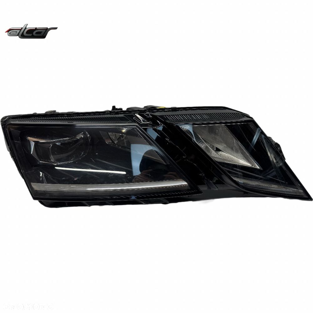 REFLEKTOR LAMPA PRAWY PRZÓD LED SKODA OCTAVIA 3 III 5E2 941 018 F - 1