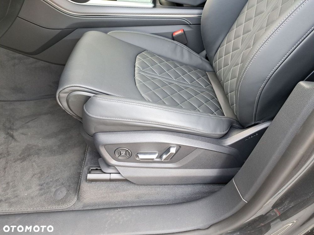 Audi SQ8 - 17