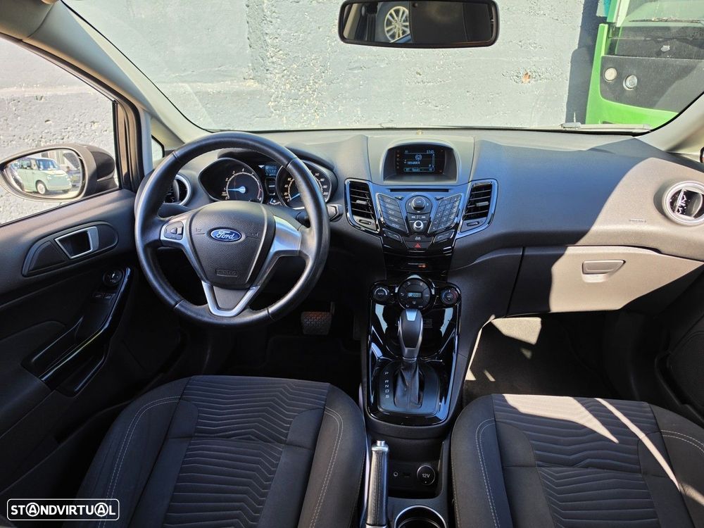 Ford Fiesta 1.0 T EcoBoost Titanium PowerShift - 11
